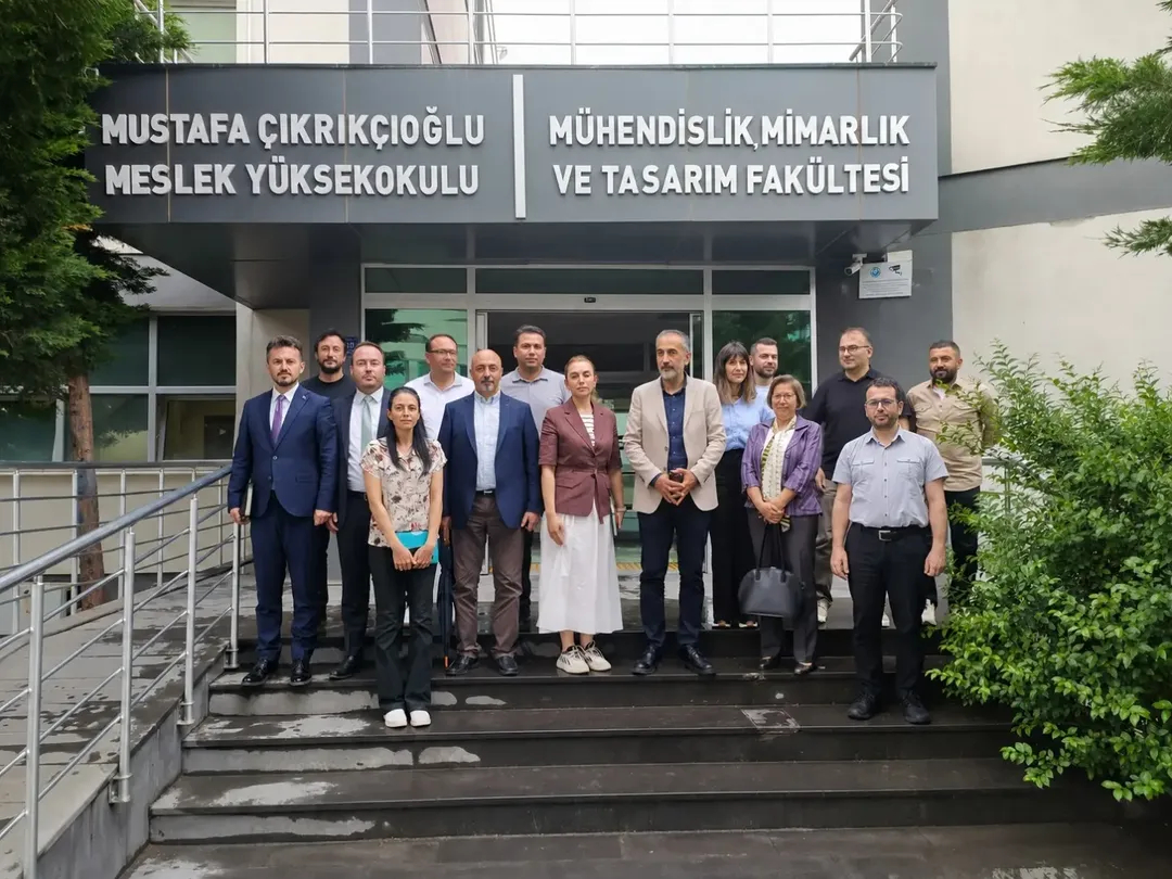 KAYÜ Mühendislik Fakültesi’ne Teknoloji ve İnovasyon İş Birliği Ziyareti